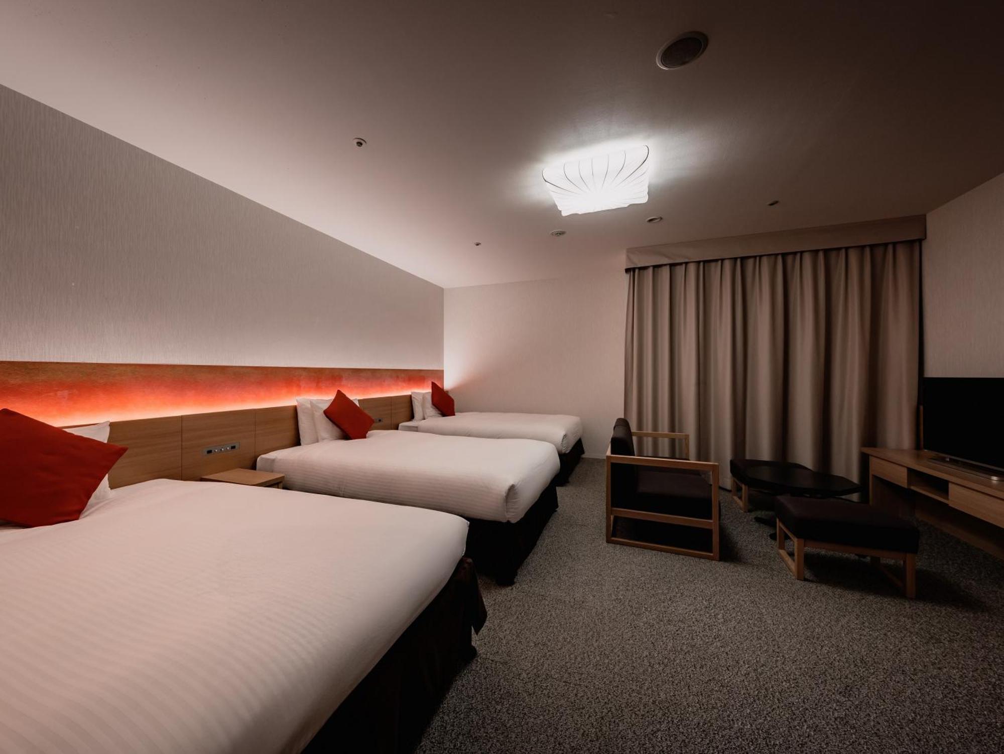 Loisir Hotel Classic Garden Kyoto Sanjo ภายนอก รูปภาพ